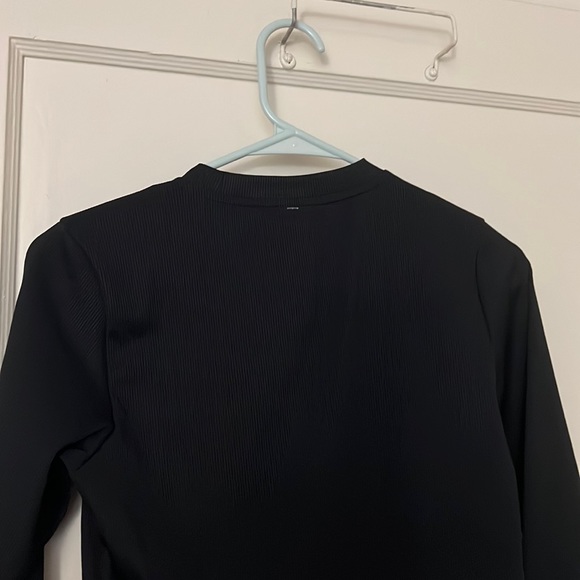 NWT adidas black and orange crop top long sleeve size: S - Picture 6 of 8